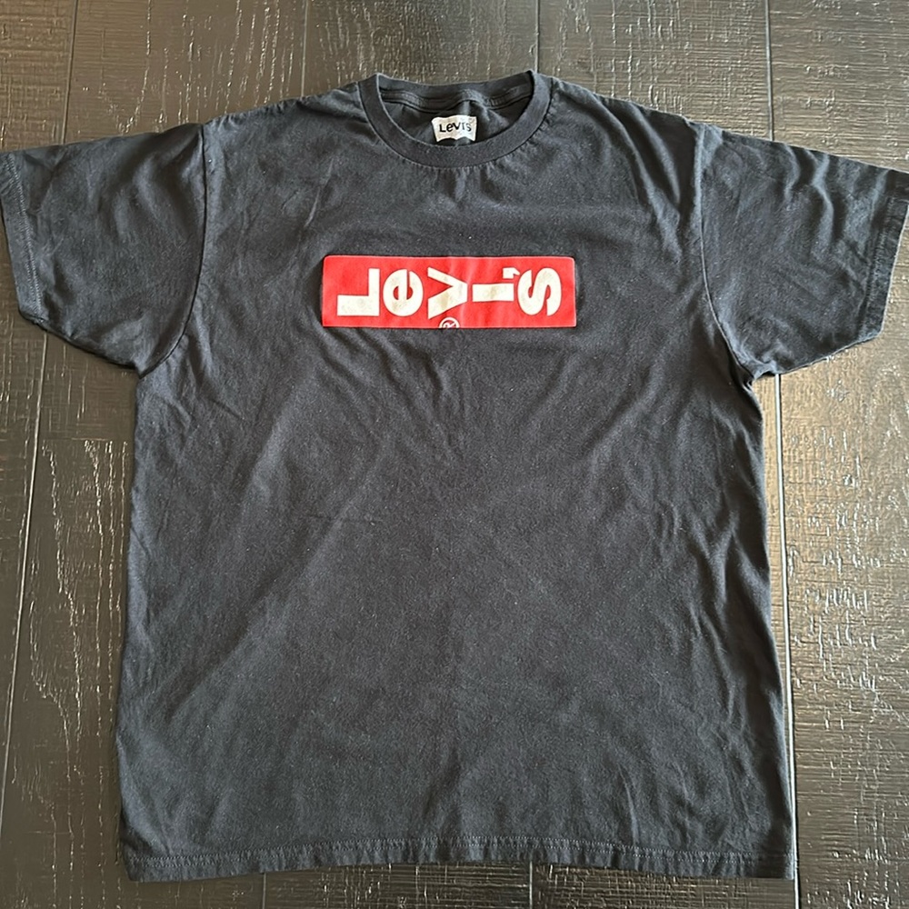 LEVI'S Logo Print T-Shirt Men's Large Black sideways logo rare